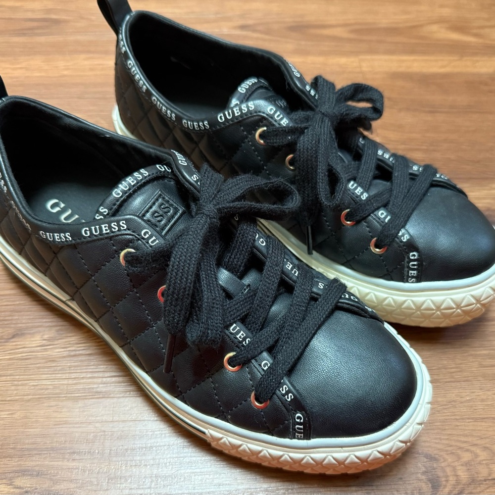 GUESS Women's Black Quilted Sneakers Size 8